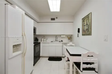 3400 NE 192nd Street Aventura FL 33180