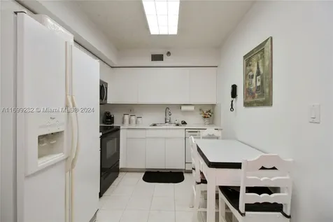 3400 NE 192nd Street Aventura FL 33180