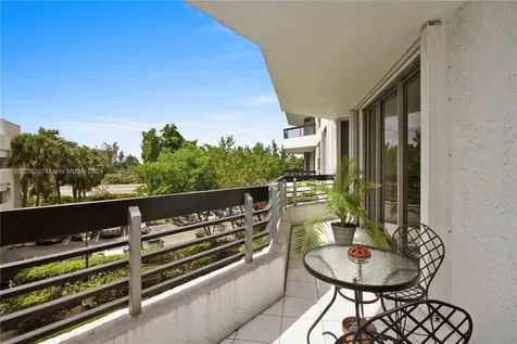 3400 NE 192nd Street Aventura FL 33180