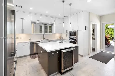 511 Madeira Avenue Coral Gables FL 33134