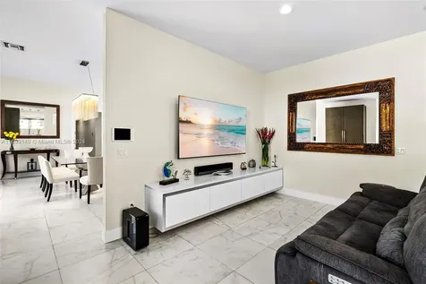 511 Madeira Avenue Coral Gables FL 33134