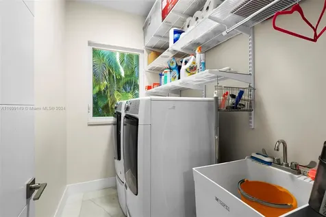 511 Madeira Avenue Coral Gables FL 33134