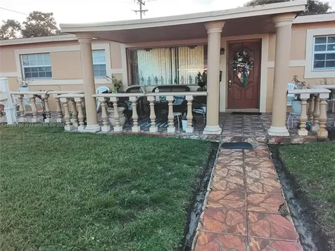 20620 NW 34th Avenue Miami Gardens FL 33056
