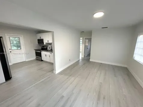 655 NW 10th Street Homestead FL 33030