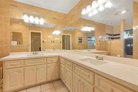 7315 NW 48th Street Lauderhill FL 33319