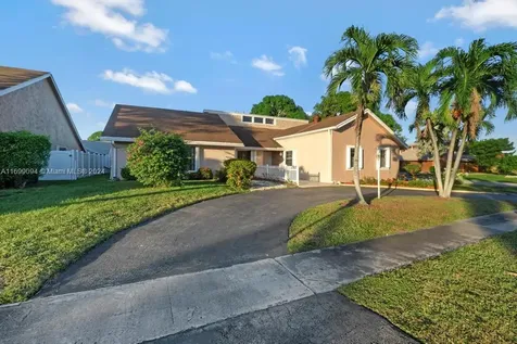 7315 NW 48th Street Lauderhill FL 33319