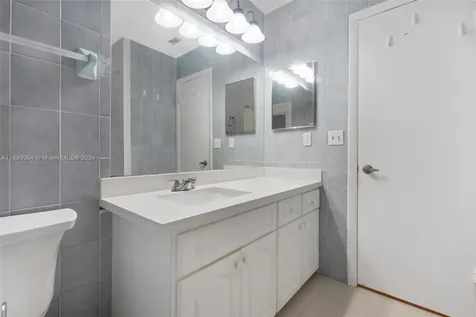 7315 NW 48th Street Lauderhill FL 33319