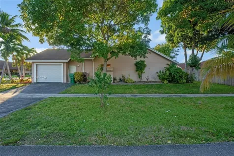 7315 NW 48th Street Lauderhill FL 33319