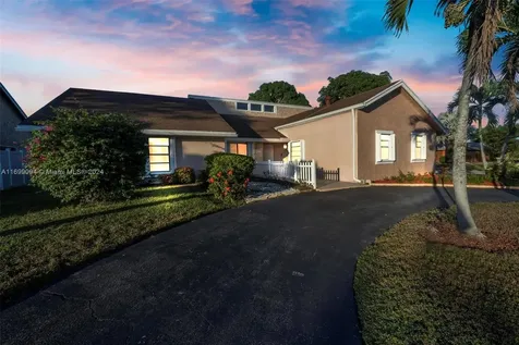 7315 NW 48th Street Lauderhill FL 33319