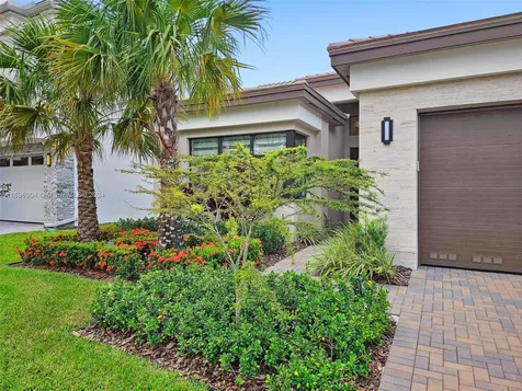 8067 White Wave Terrace Boca Raton FL 33496