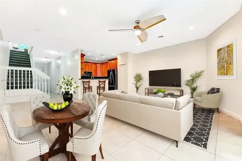 618 SE 13th Street Fort Lauderdale FL 33316