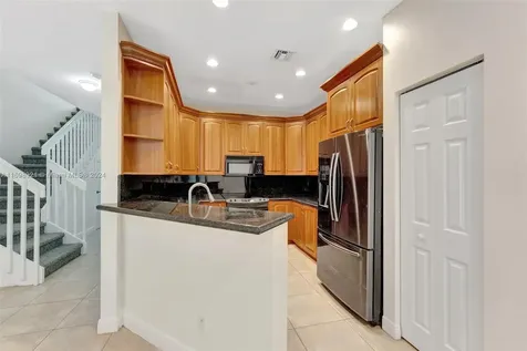 618 SE 13th Street Fort Lauderdale FL 33316