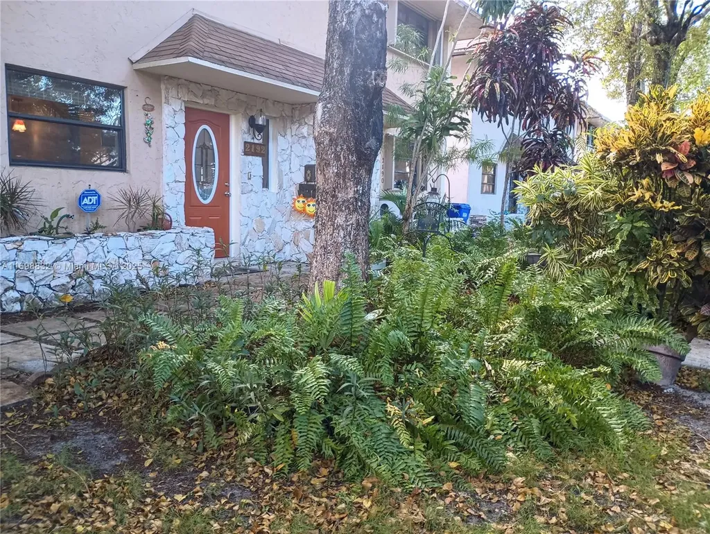 2192 NE 171st Street North Miami Beach FL 33162