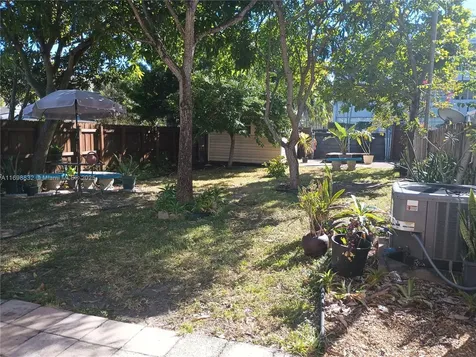 2192 NE 171st Street North Miami Beach FL 33162