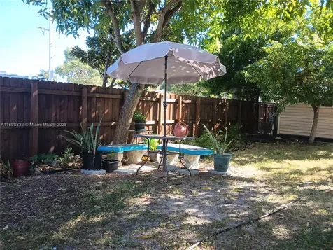 2192 NE 171st Street North Miami Beach FL 33162