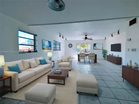 2192 NE 171st Street North Miami Beach FL 33162