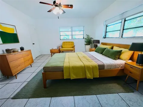 2192 NE 171st Street North Miami Beach FL 33162