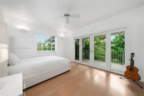 16340 SW 89th Place Palmetto Bay FL 33157