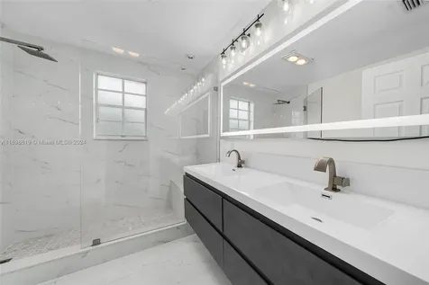 16340 SW 89th Place Palmetto Bay FL 33157