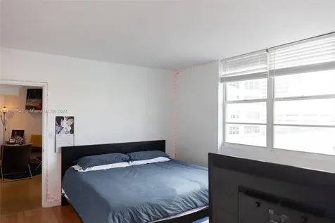 905 Brickell Bay Drive Miami FL 33131