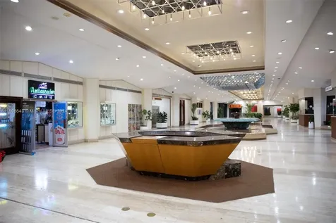905 Brickell Bay Drive Miami FL 33131