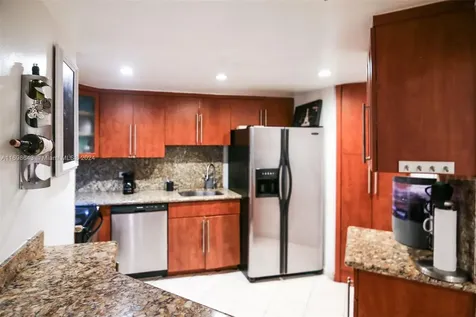 905 Brickell Bay Drive Miami FL 33131