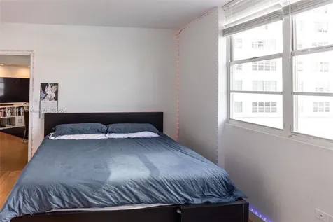 905 Brickell Bay Drive Miami FL 33131