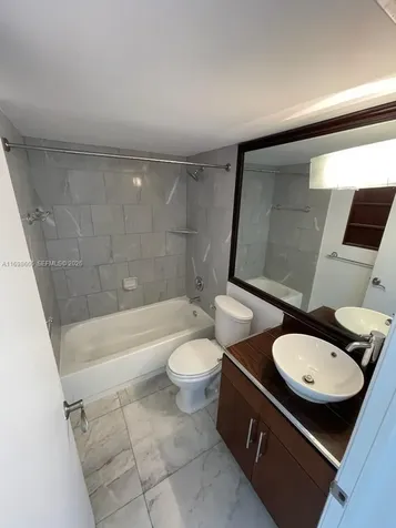 770 Claughton Island Drive Miami FL 33131