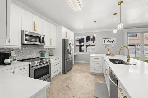 14561 SW 13th Terrace Miami FL 33184
