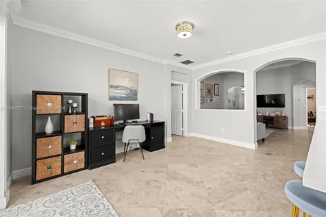14561 SW 13th Terrace Miami FL 33184