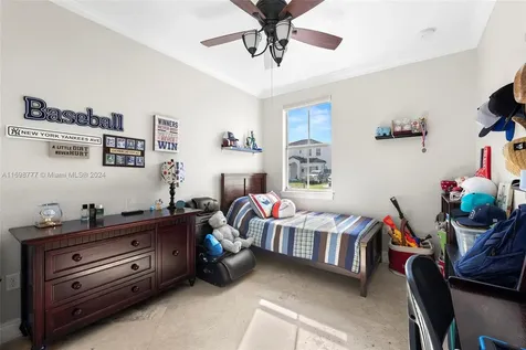14561 SW 13th Terrace Miami FL 33184