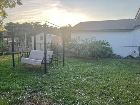 8510 NW 3rd Street Pembroke Pines FL 33024