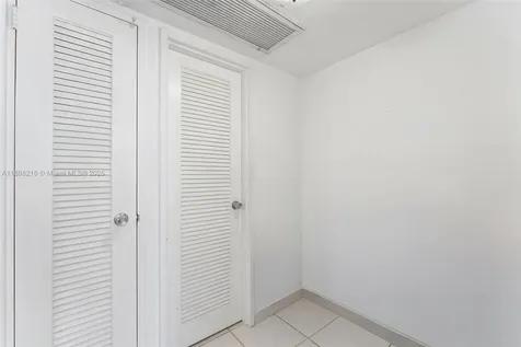 5700 Collins Avenue Miami Beach FL 33140