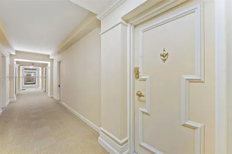 5700 Collins Avenue Miami Beach FL 33140