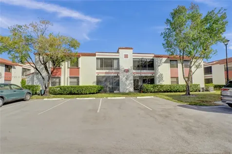 1104 N Hiatus Road Pembroke Pines FL 33026
