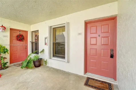 1104 N Hiatus Road Pembroke Pines FL 33026