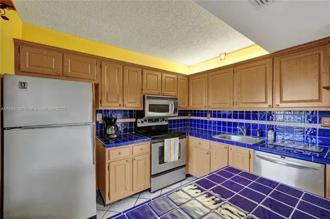 1104 N Hiatus Road Pembroke Pines FL 33026