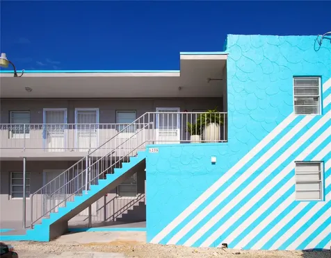 6238 SW 59th Place South Miami FL 33143