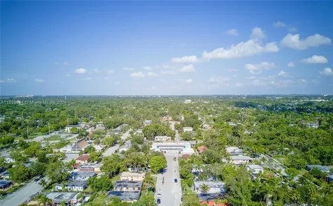 6238 SW 59th Place South Miami FL 33143