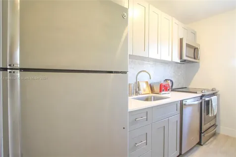 6238 SW 59th Place South Miami FL 33143