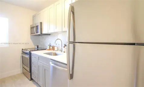 6238 SW 59th Place South Miami FL 33143