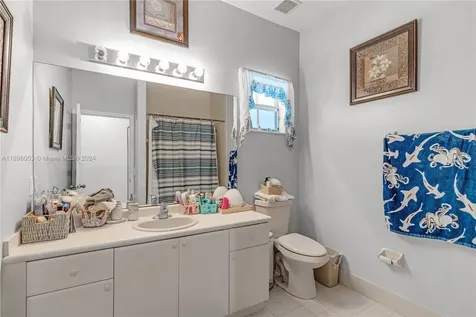 17635 SW 135th Avenue Miami FL 33177