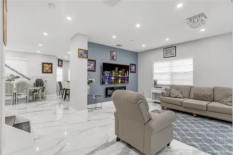 17635 SW 135th Avenue Miami FL 33177