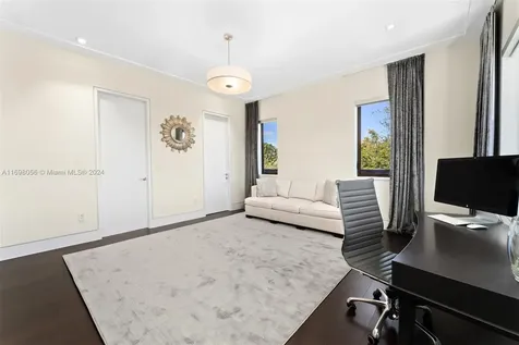 9050 SW 63rd Court Pinecrest FL 33156