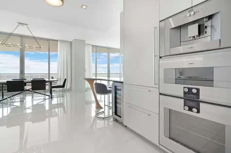 16901 Collins Avenue Sunny Isles Beach FL 33160