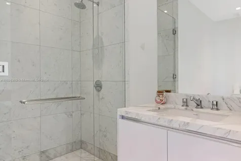 16901 Collins Avenue Sunny Isles Beach FL 33160