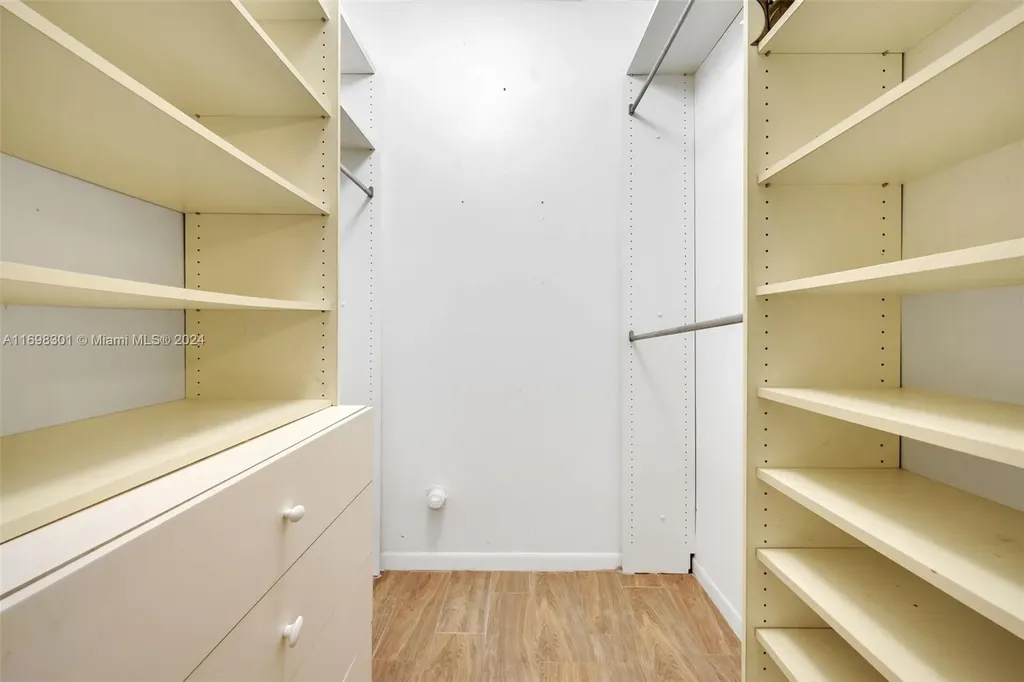 1600 Riverwood Lane Coral Springs FL 33071