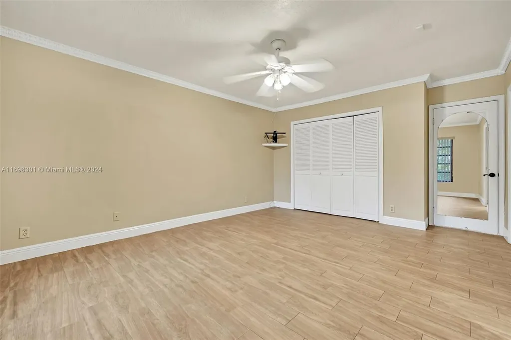 1600 Riverwood Lane Coral Springs FL 33071