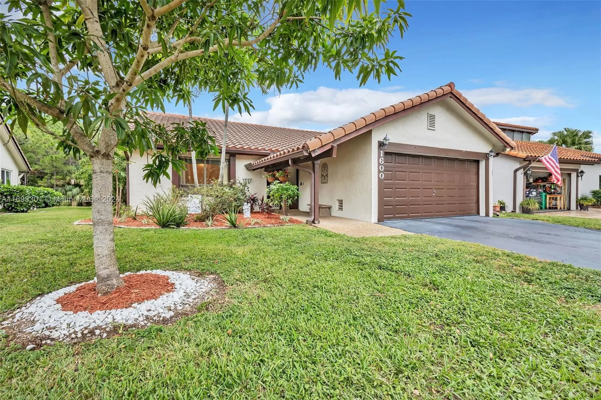 1600 Riverwood Lane Coral Springs FL 33071