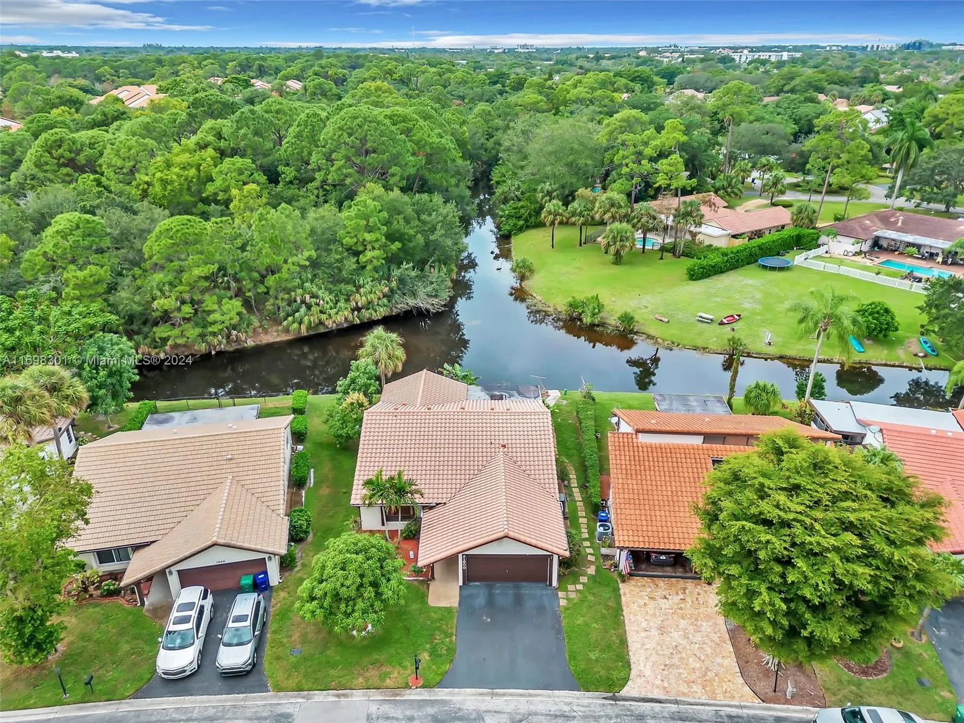 1600 Riverwood Lane Coral Springs FL 33071